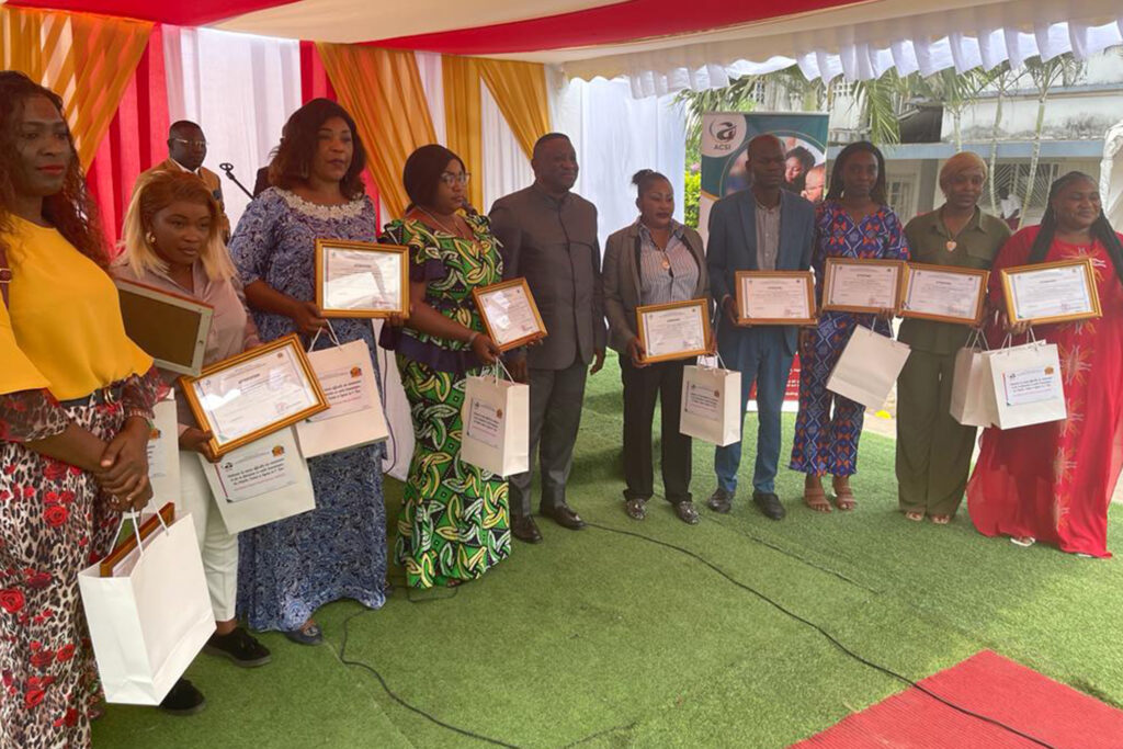 Cérémonie de remise de diplôme de fin de formation aux agents de l&rsquo;état.